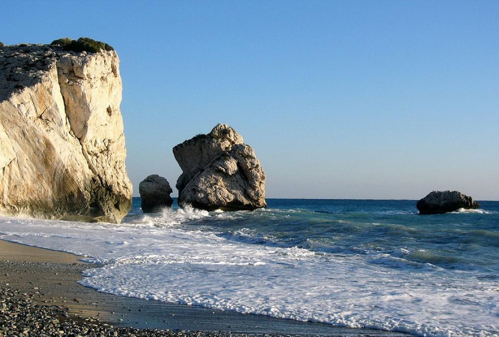 Love Nest Apartment Paphos Kamer foto