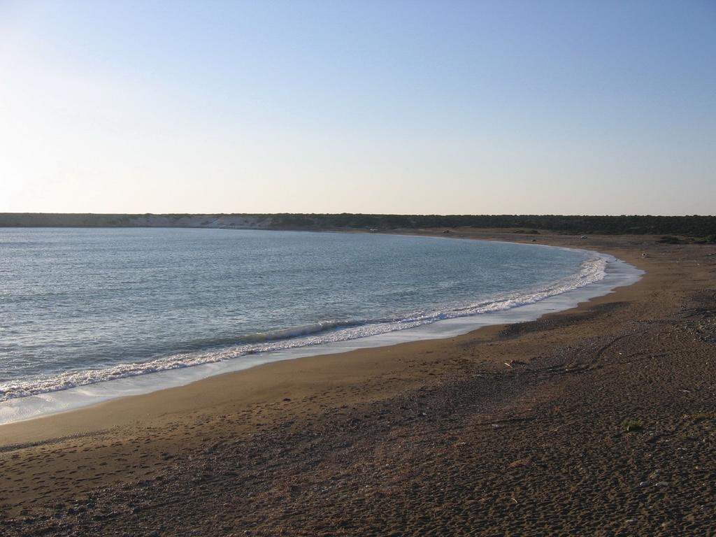 Love Nest Apartment Paphos Kamer foto
