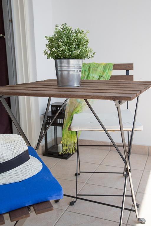 Love Nest Apartment Paphos Kamer foto
