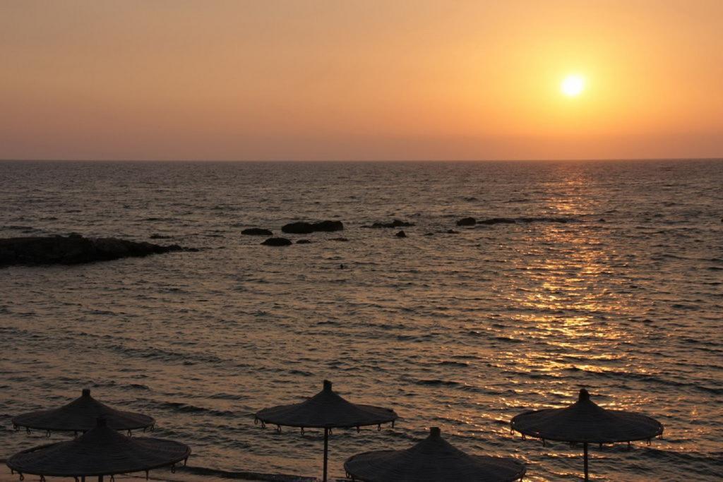 Love Nest Apartment Paphos Kamer foto